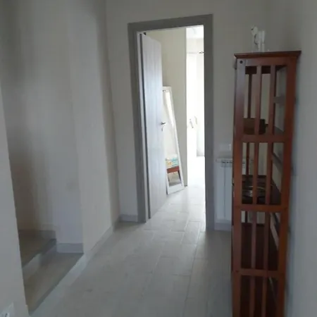 Casa Di Vecchio Borgo Sarzana