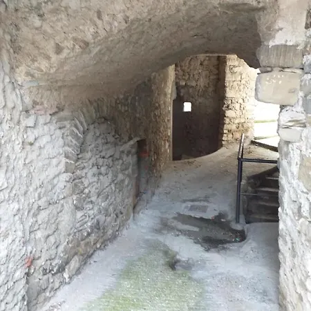 Casa Di Vecchio Borgo * サルツァーナ