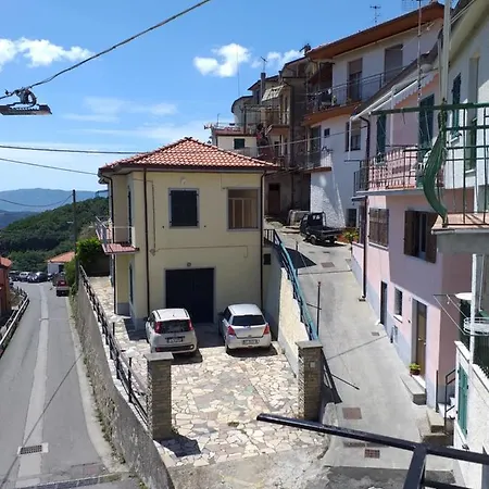 Casa Di Vecchio Borgo * サルツァーナ