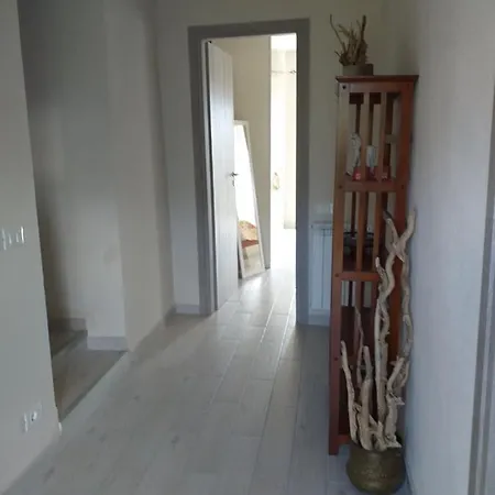 Casa Di Vecchio Borgo * サルツァーナ